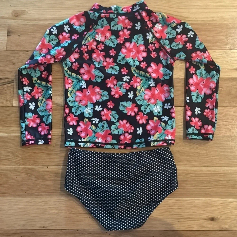 BMG Two Piece Long Sleeve Swimsuit Girls 9/10